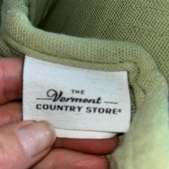 The Vermont Country Store Green Ruffle Hem Bedspread - Picture 2 of 6